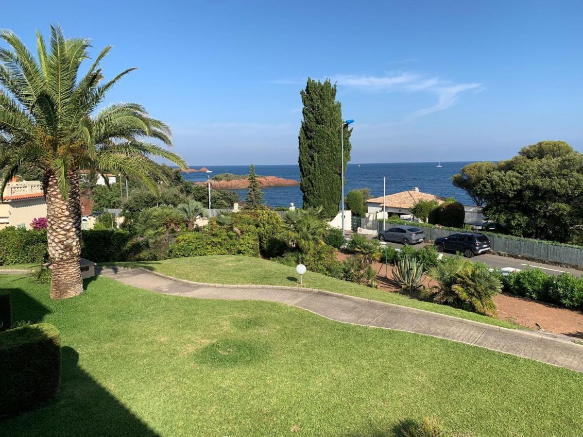 Appartement Vue Mer Domaine Arbore Saint-Raphaël Exterior foto
